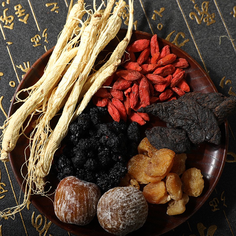 熊舅舅湯料包人參黃精男士養(yǎng)生湯料包滋補膳食煲湯干貨湯料包批發(fā).jpg