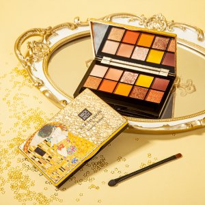瑪可安迪十五色項(xiàng)鏈眼影可OEM/ODM代工